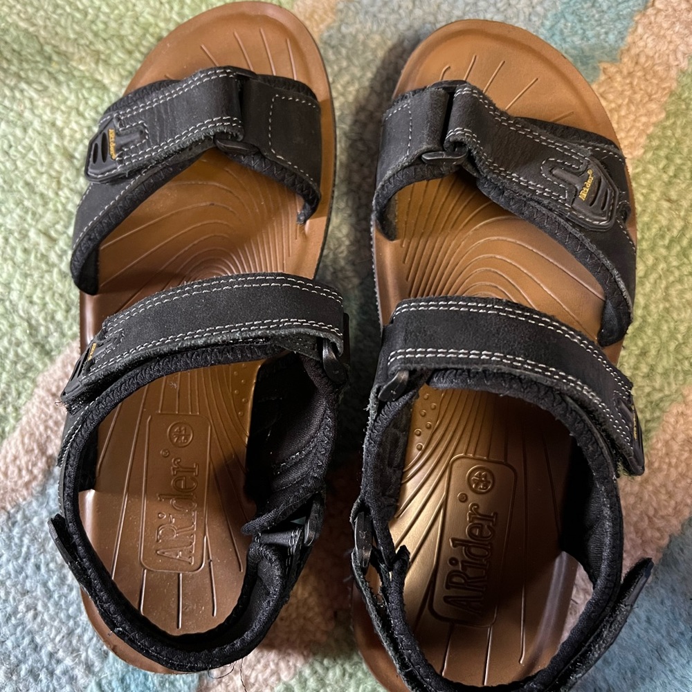 A-Rider Black Sandals